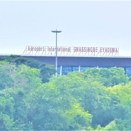 Residence Bellevue Sito Aiport- 洛美 外观 照片