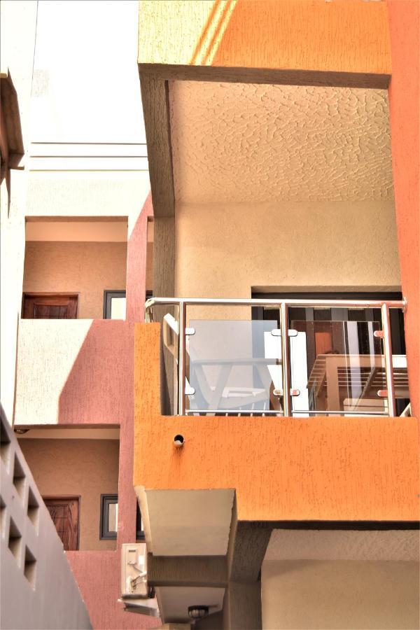 Residence Bellevue Sito Aiport- 洛美 外观 照片